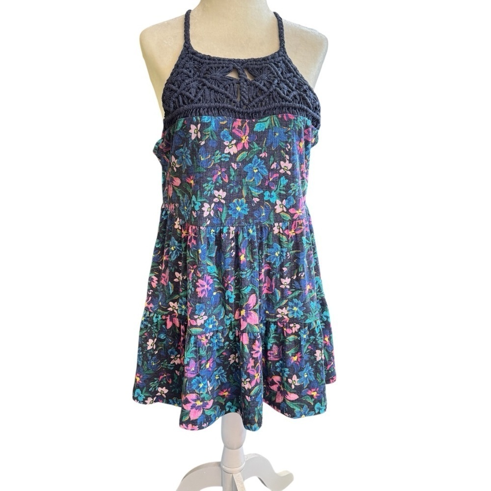 Torrid Woman’s Textured Jersey Crochet High Neck Tiered Top Blue Size 0